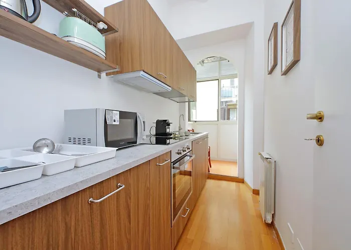 Modern Flat In Termini Station