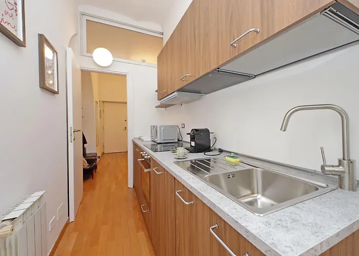 Modern Flat In Termini Station Apartament *