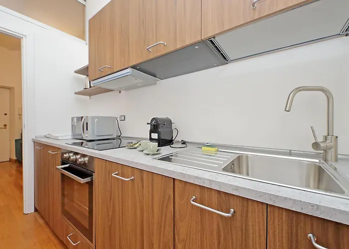 Modern Flat In Termini Station Apartament