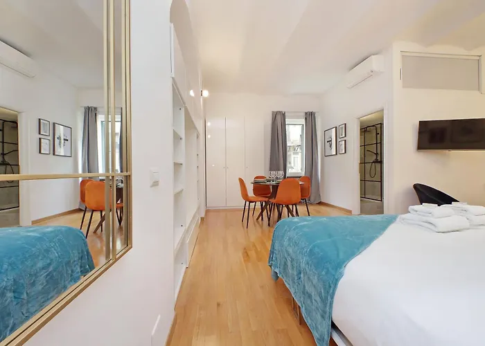 Modern Flat In Termini Station Apartament