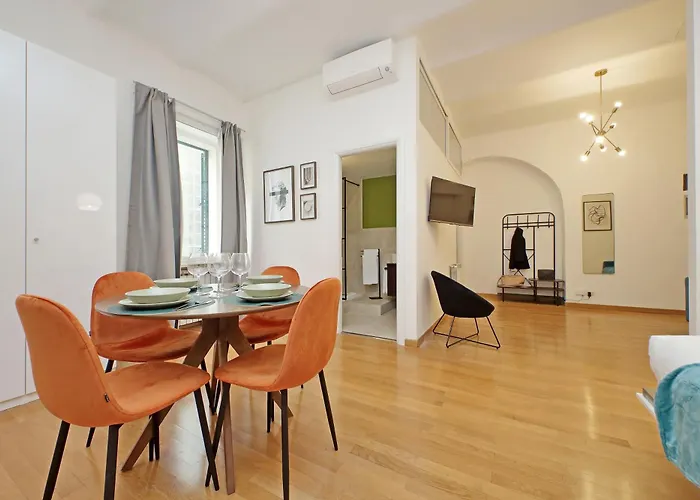 Modern Flat In Termini Station Apartament
